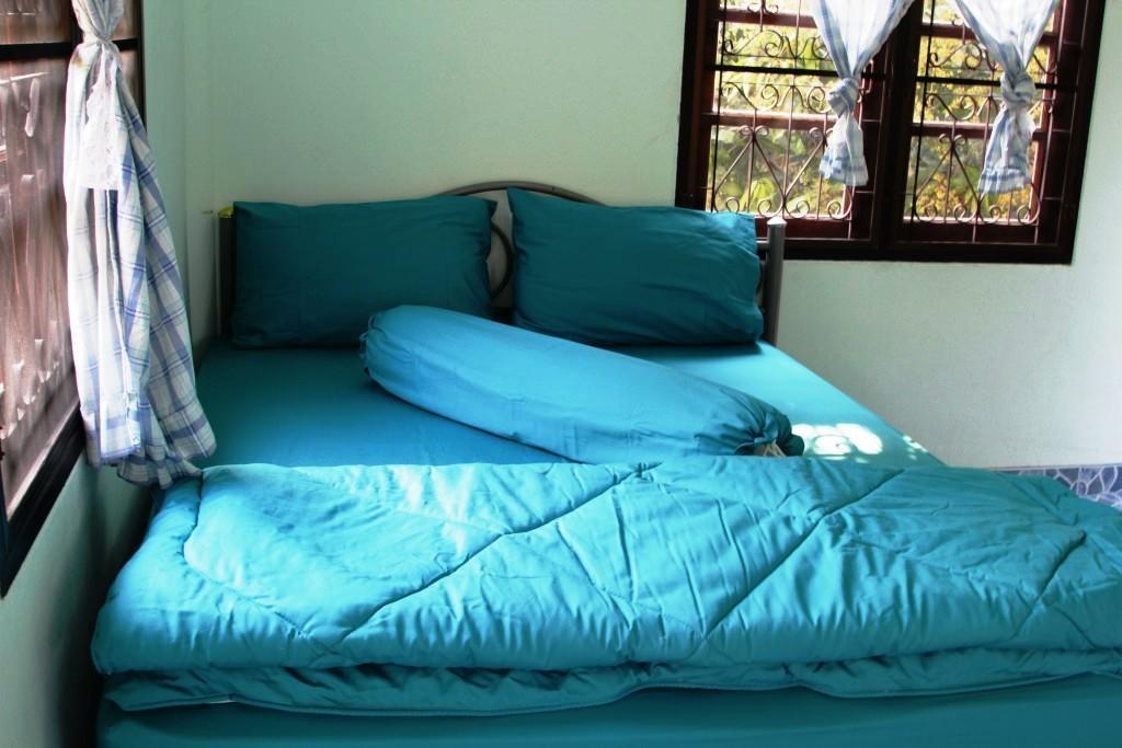 Ban Sabai Sabai Guest House Kanchanaburi Phòng bức ảnh