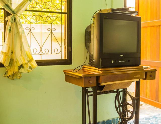 Ban Sabai Sabai Guest House Kanchanaburi Phòng bức ảnh