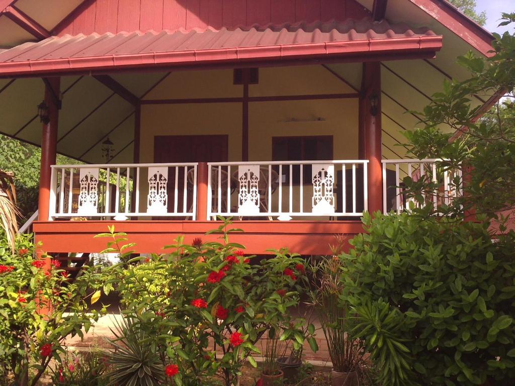 Ban Sabai Sabai Guest House Kanchanaburi Ngoại thất bức ảnh