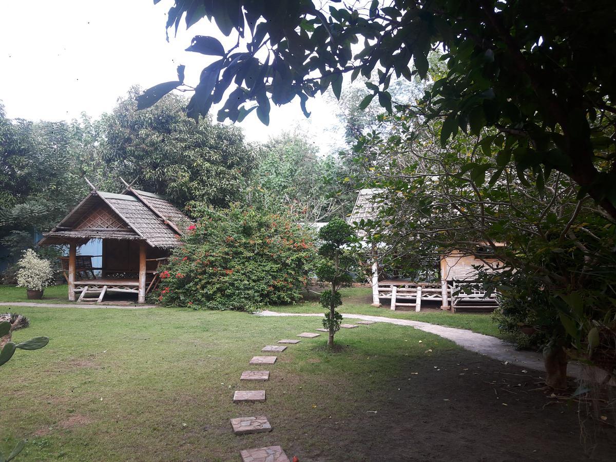 Ban Sabai Sabai Guest House Kanchanaburi Ngoại thất bức ảnh